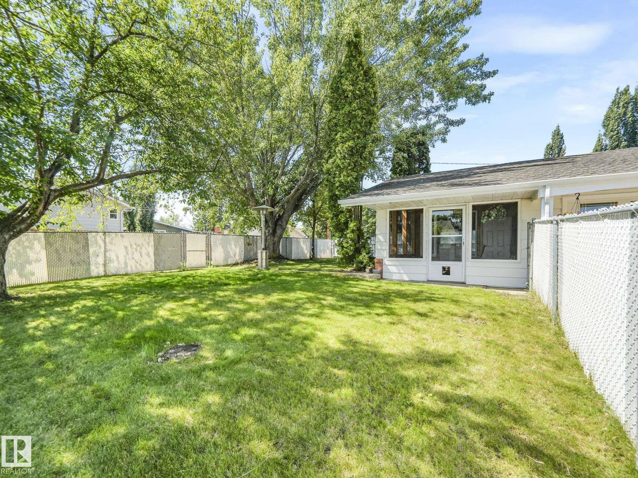 39 ONTARIO Crescent