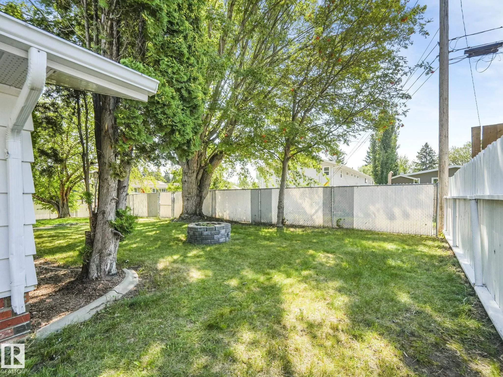 39 ONTARIO Crescent