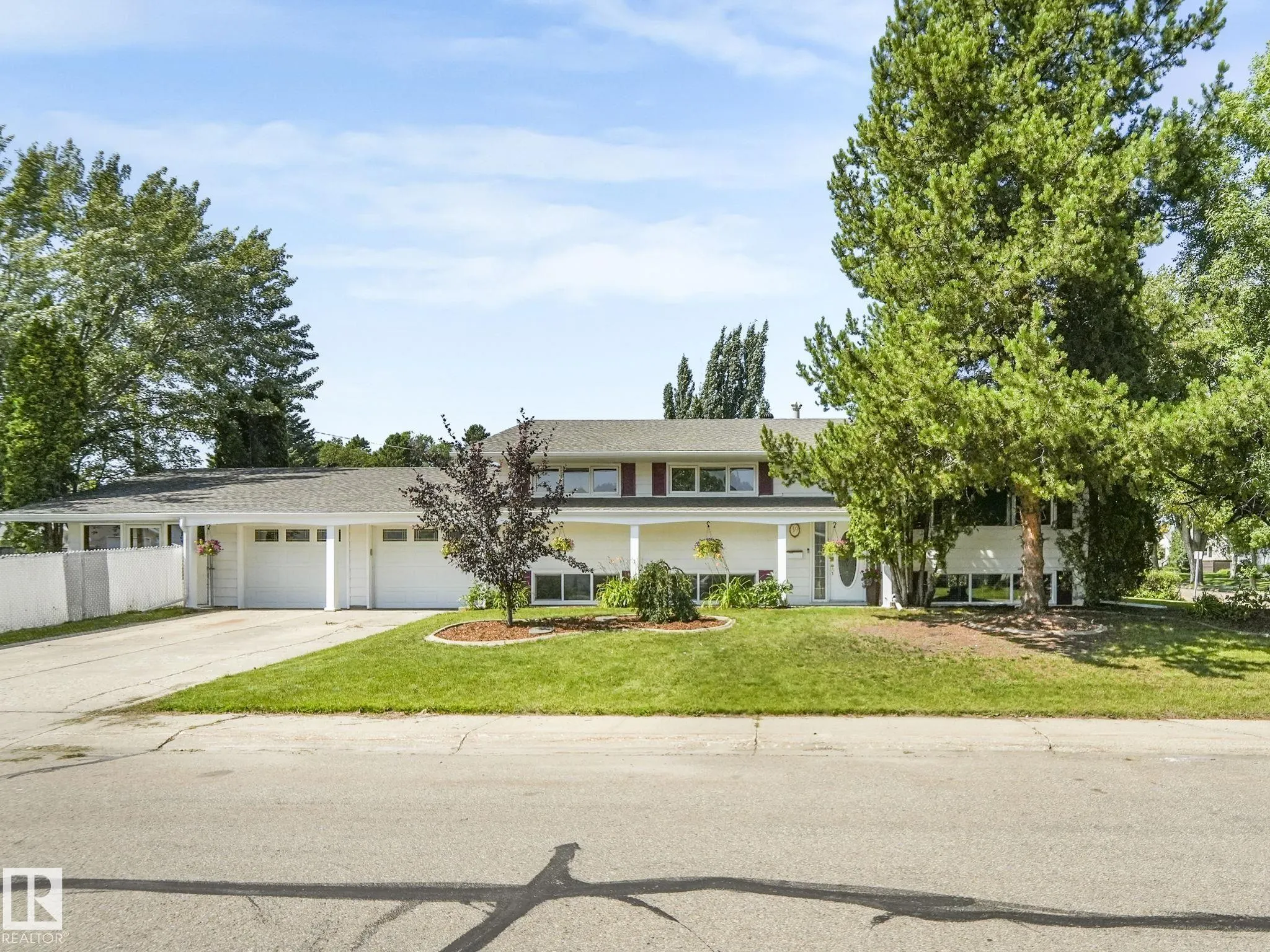 39 ONTARIO Crescent