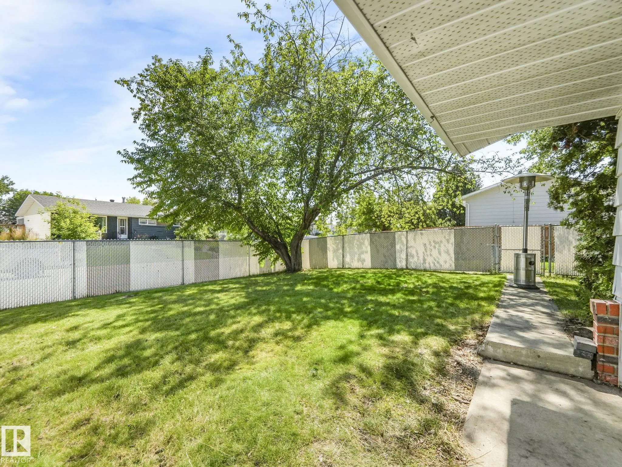 39 ONTARIO Crescent