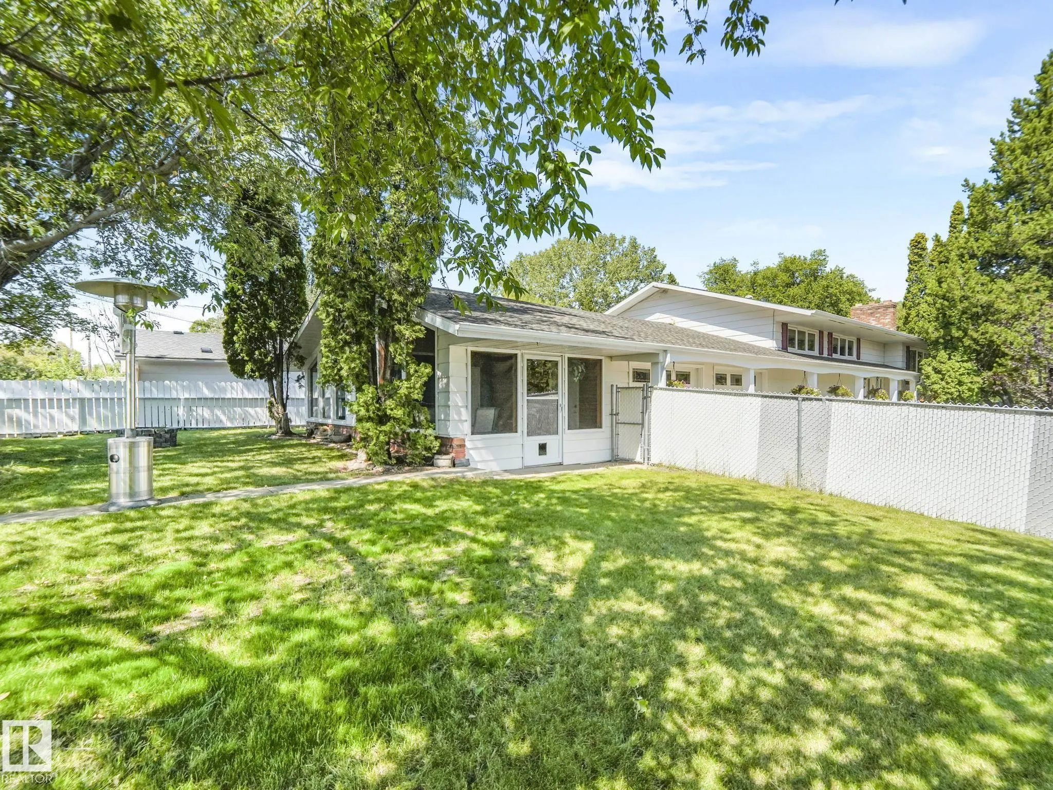 39 ONTARIO Crescent