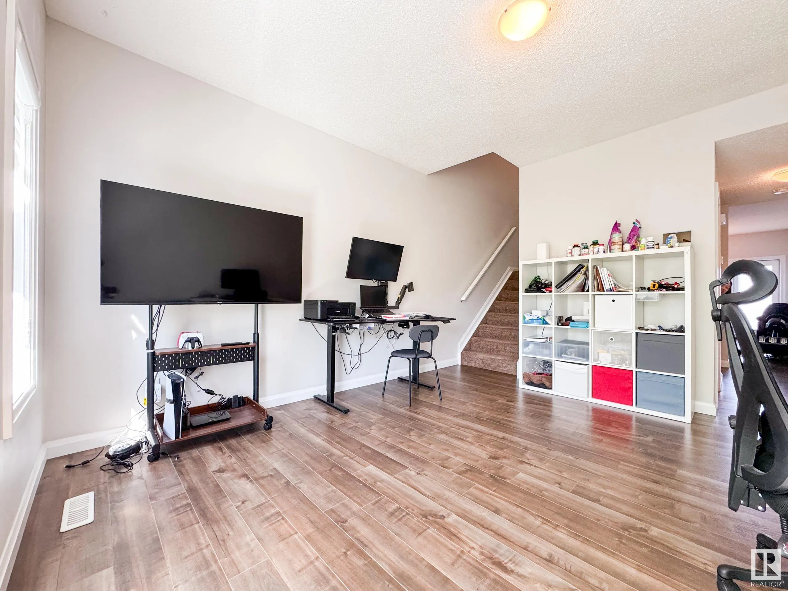 3710 ALLAN Drive