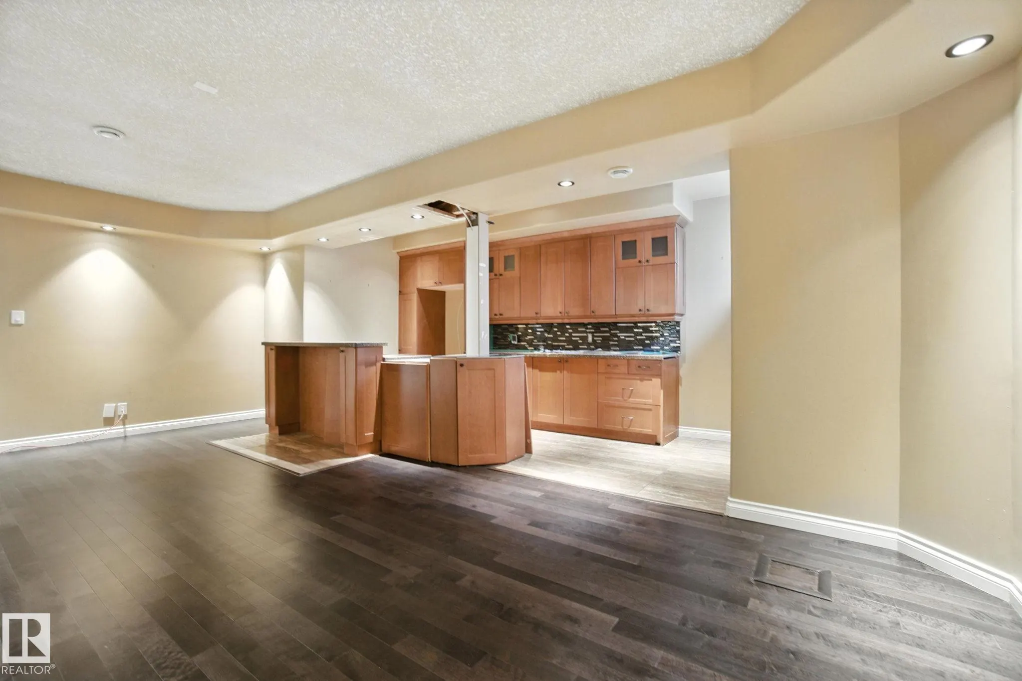 54519 RGE ROAD 272