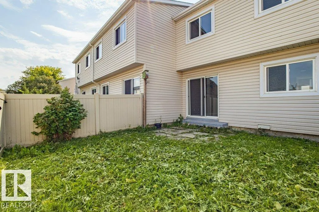 124 Centennial Court
