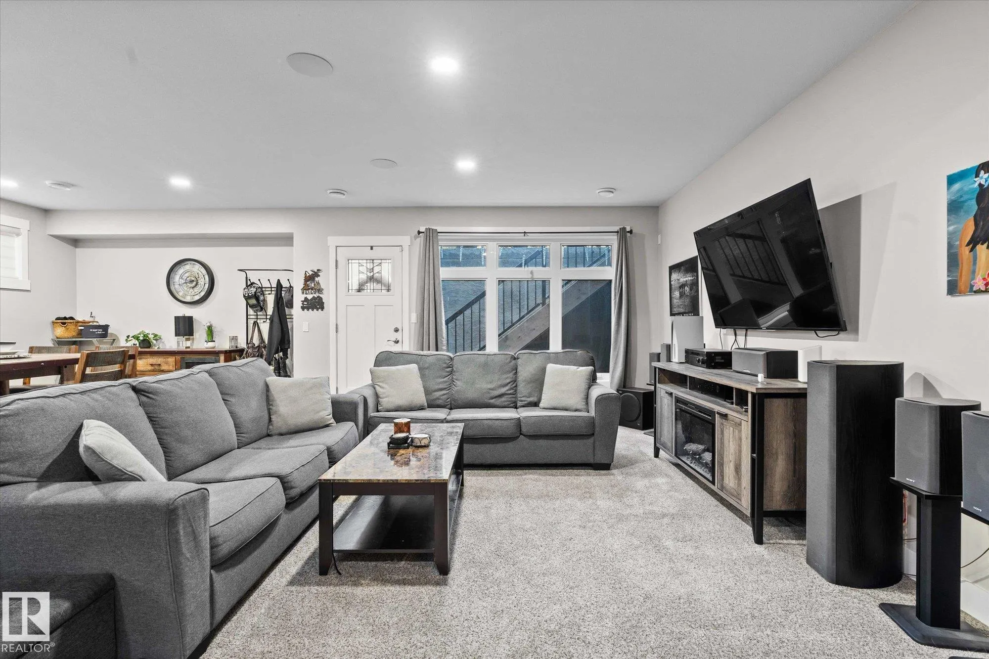 15 LILAC Bay