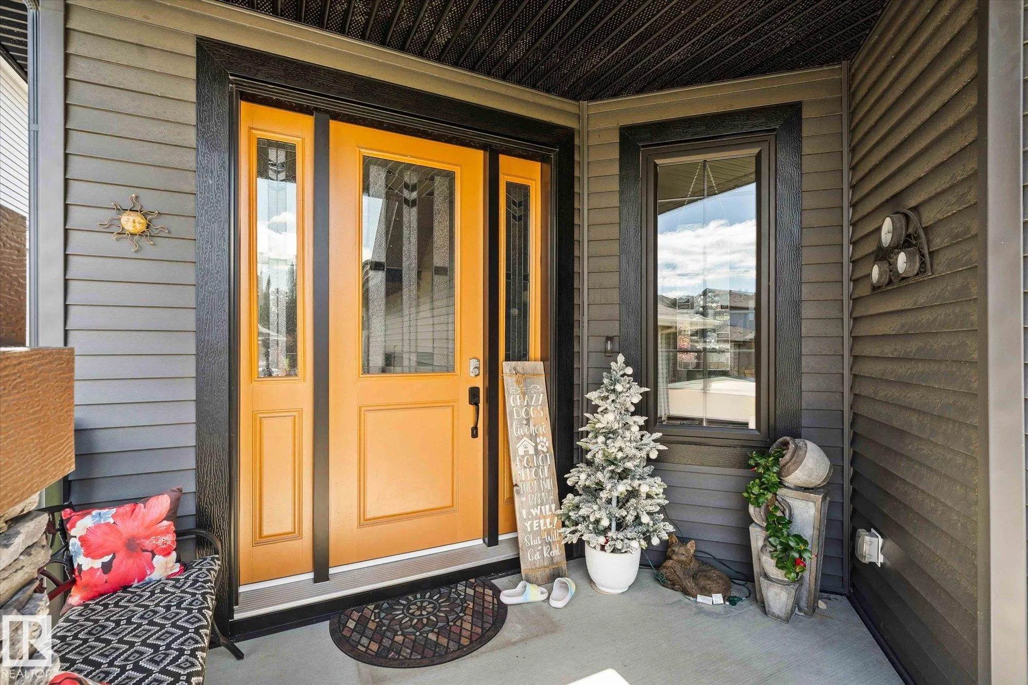 15 LILAC Bay