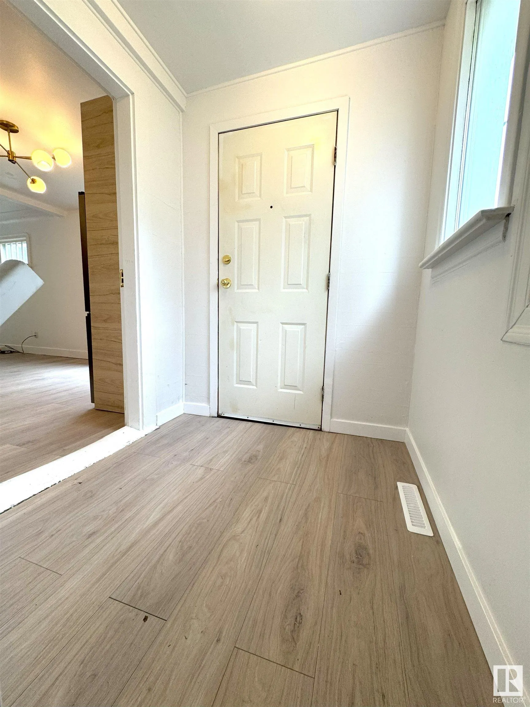 11840 70 Street