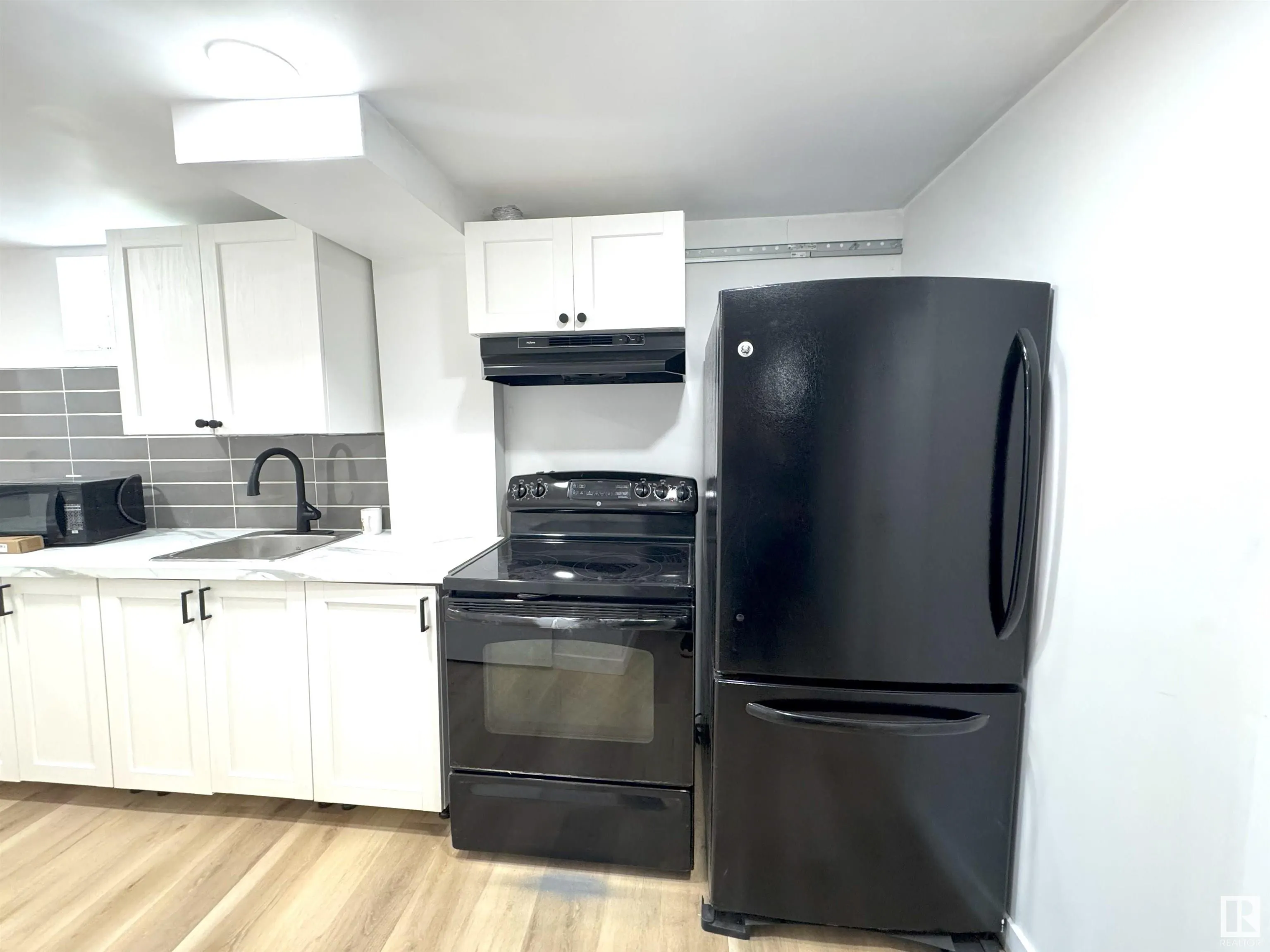 11840 70 Street
