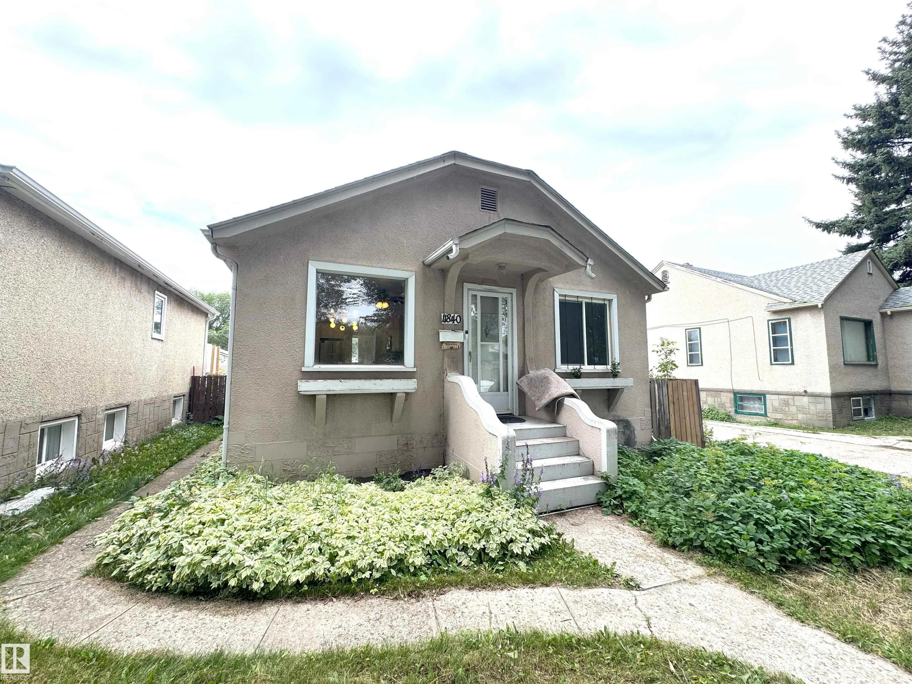 11840 70 Street