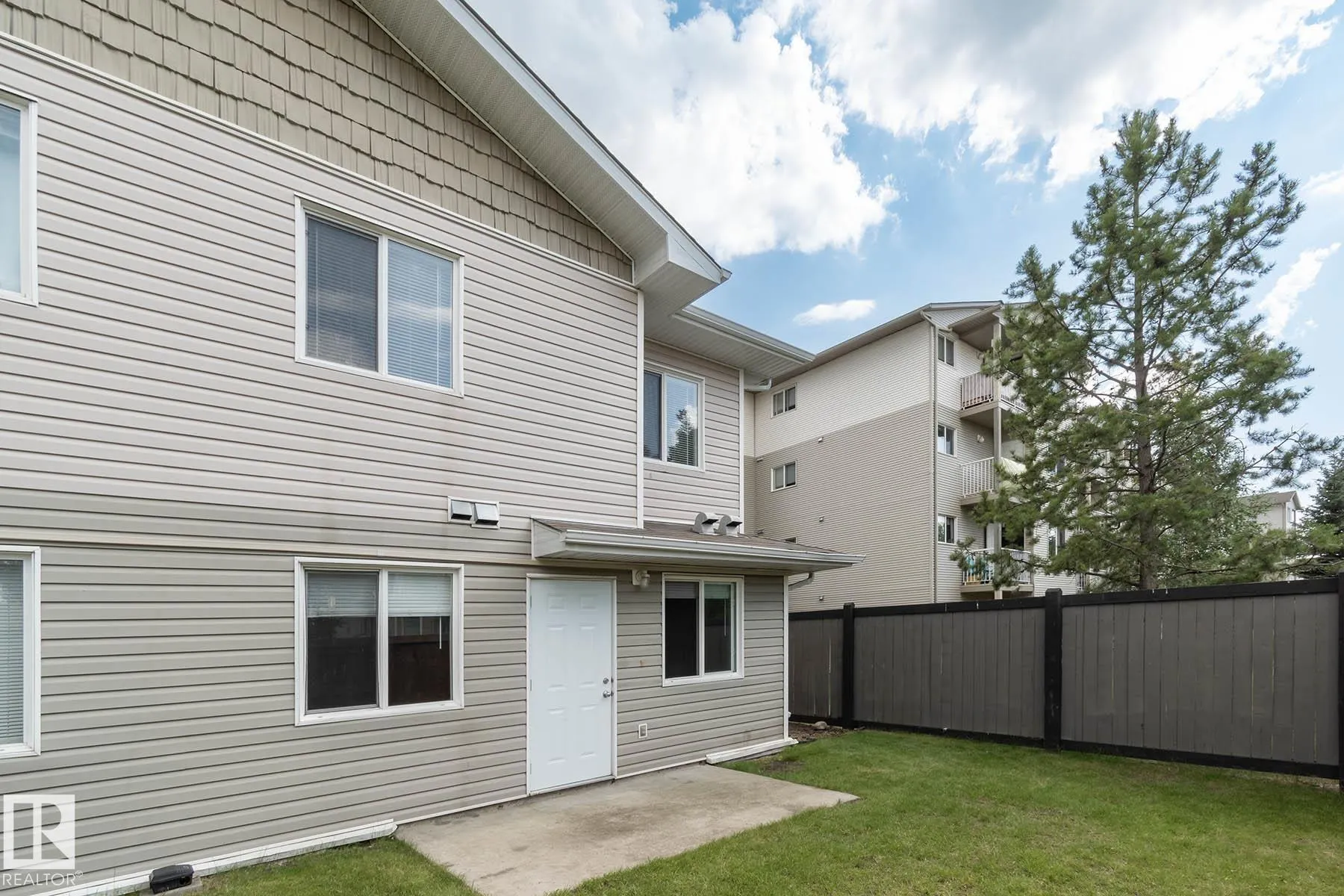 166 BRIDGEPORT Boulevard