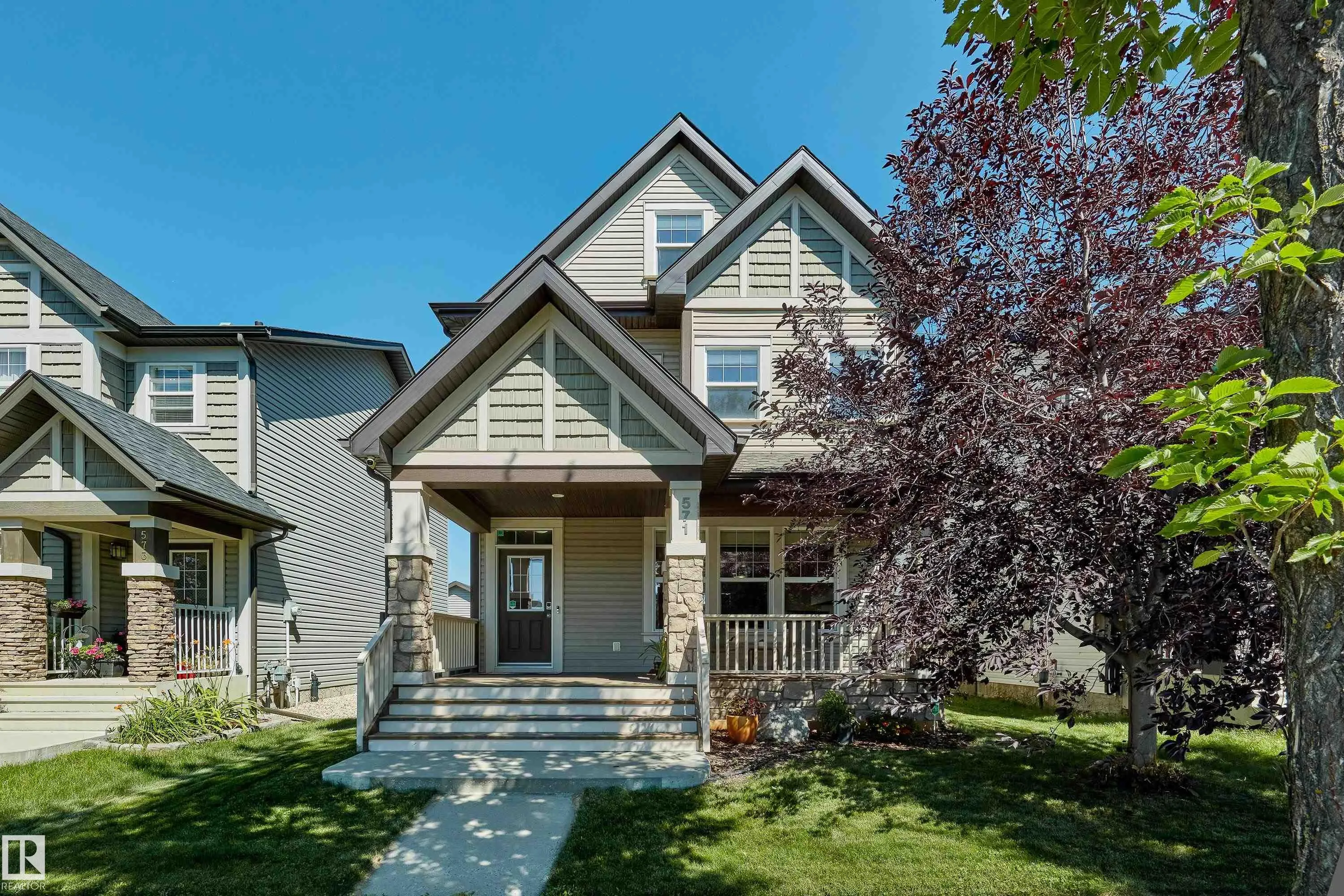 571 ALLARD Boulevard