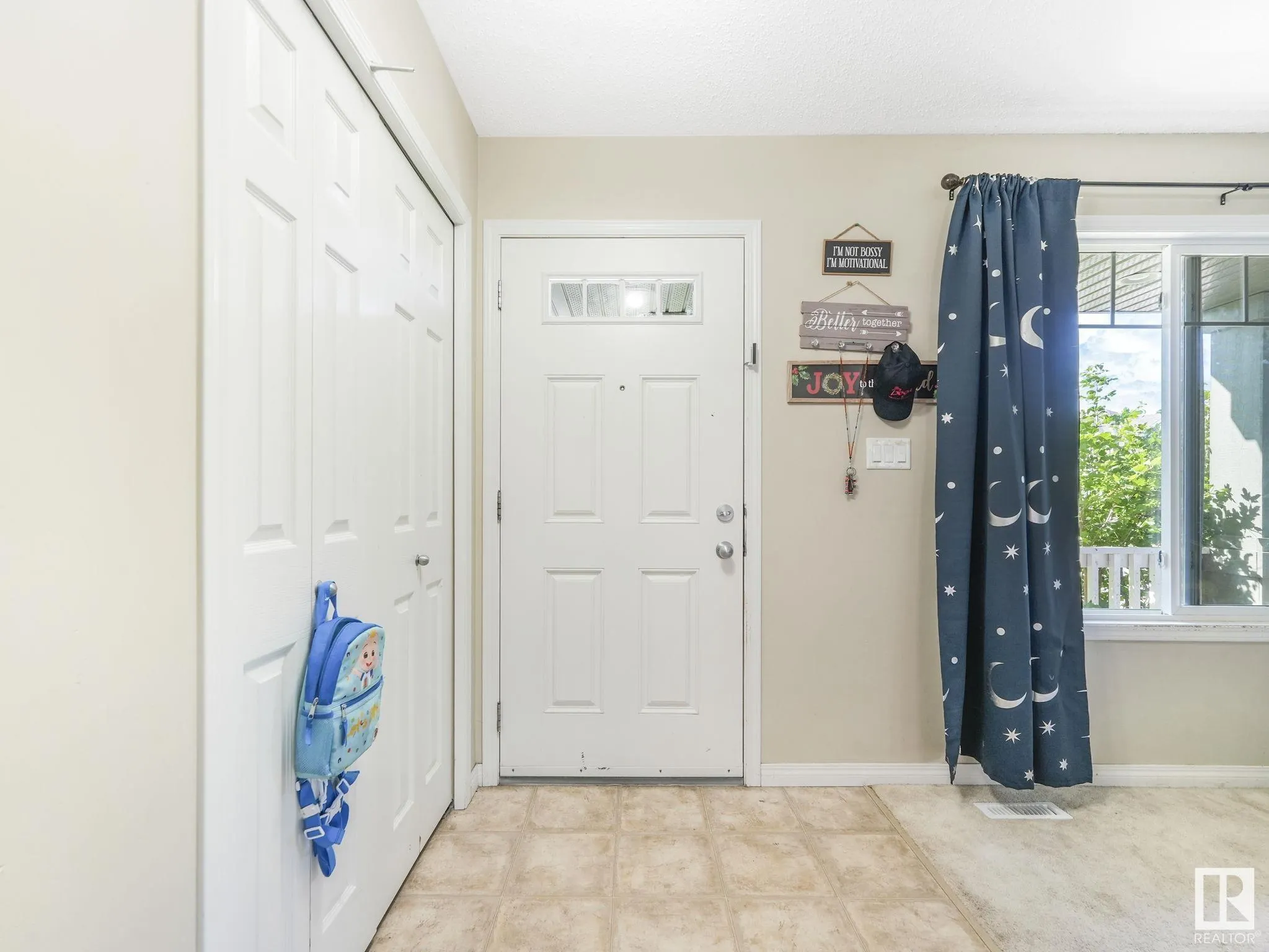 511 ORCHARDS Boulevard