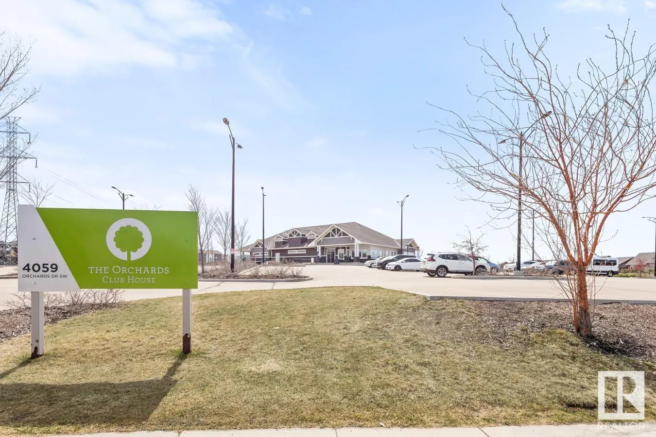 511 ORCHARDS Boulevard