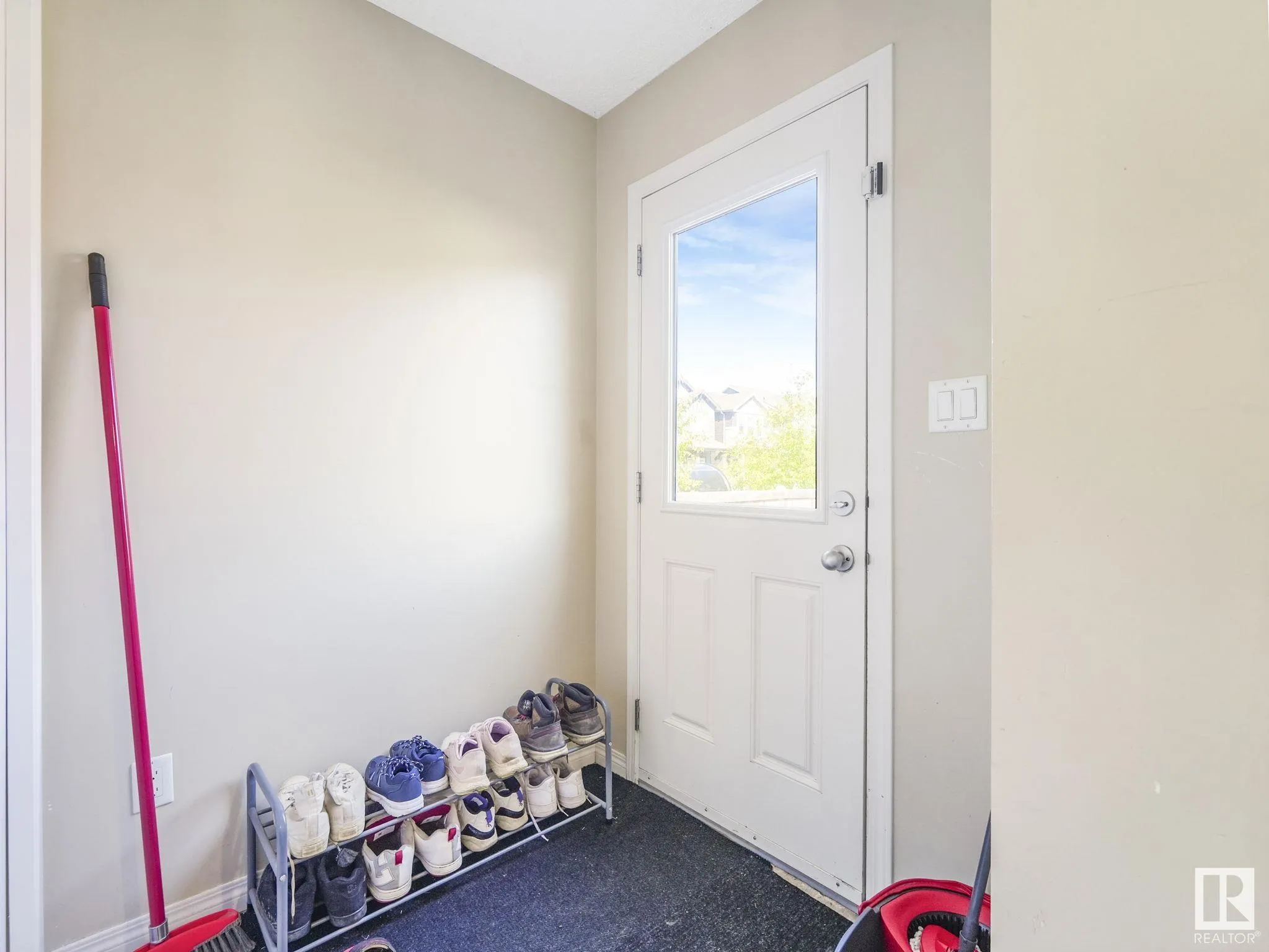 511 ORCHARDS Boulevard