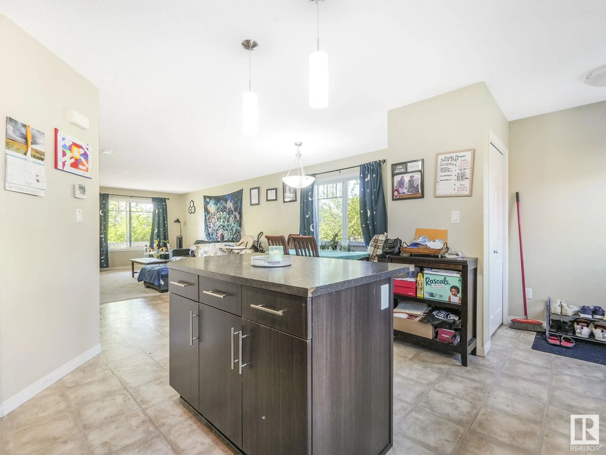 511 ORCHARDS Boulevard