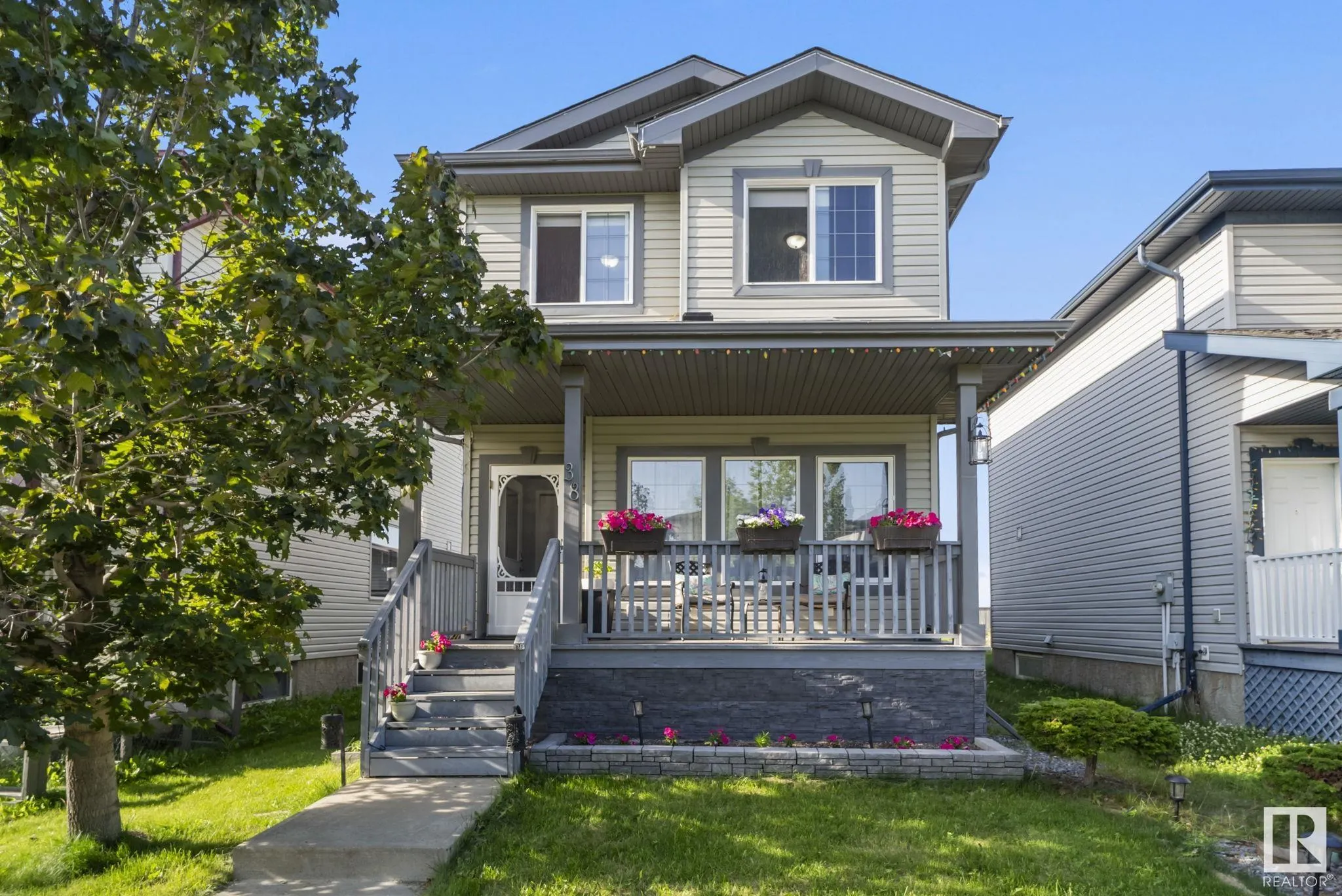 38 BIRCHGLEN Crescent