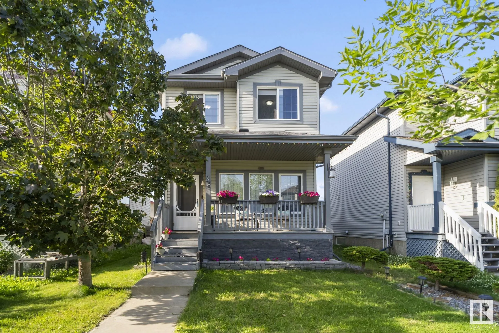 38 BIRCHGLEN Crescent