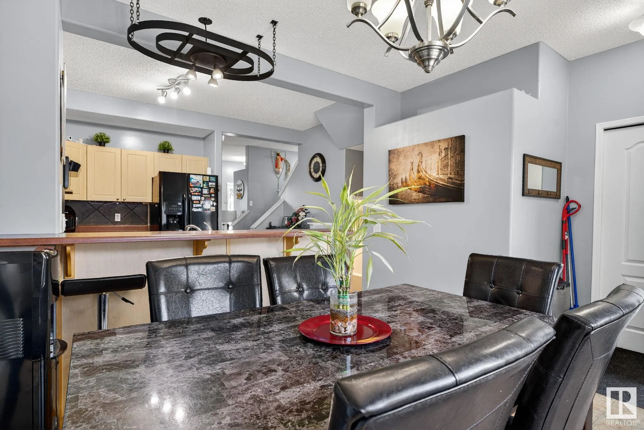 38 BIRCHGLEN Crescent