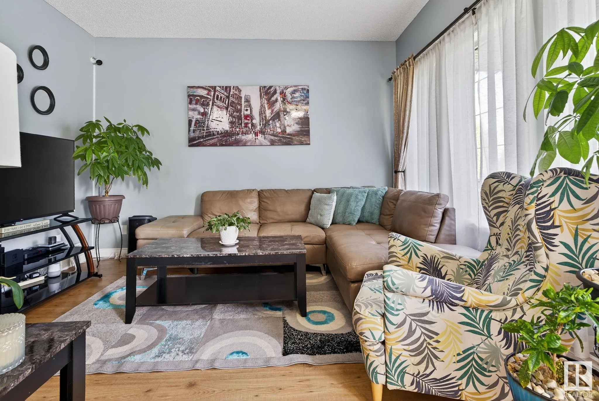 38 BIRCHGLEN Crescent