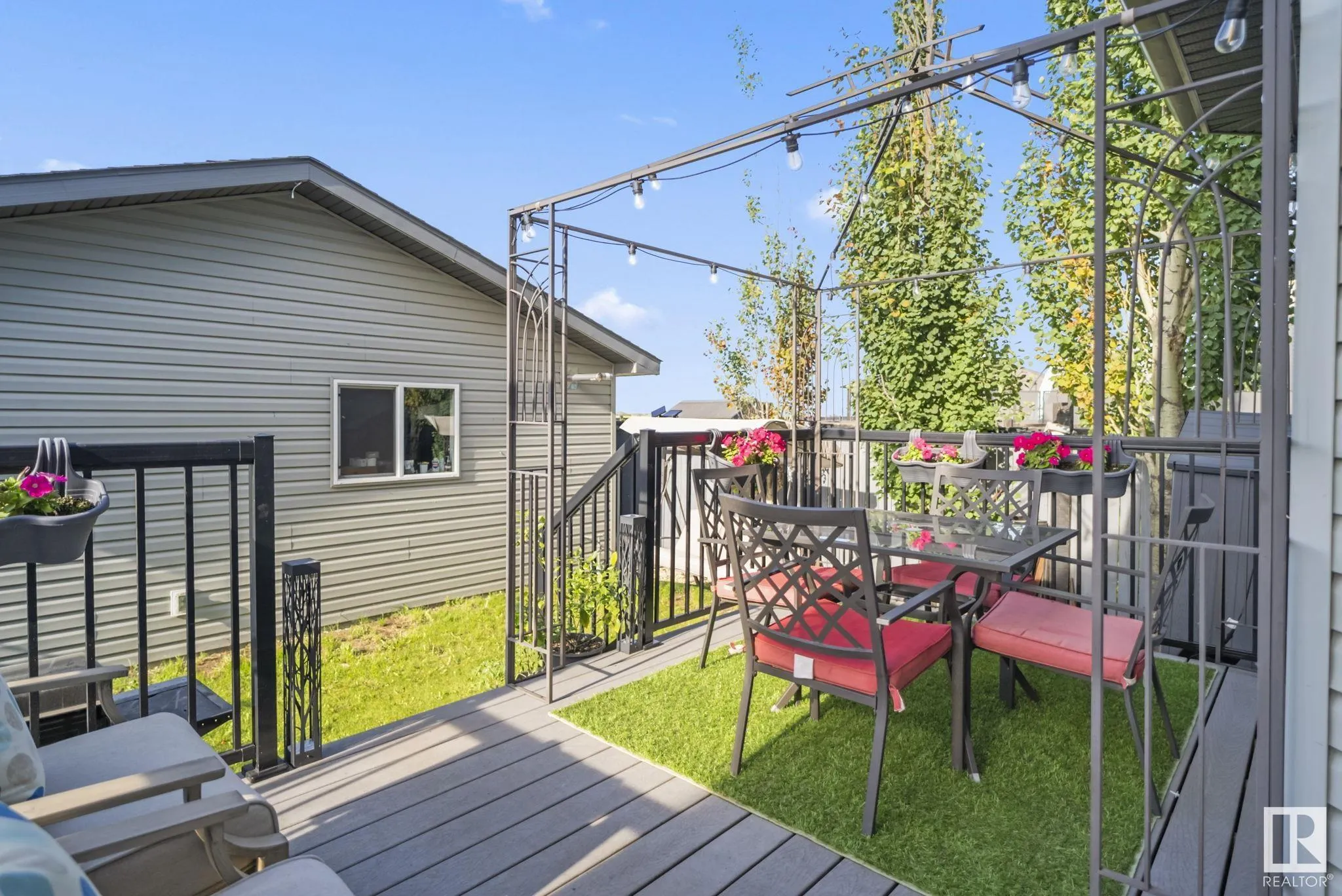 38 BIRCHGLEN Crescent