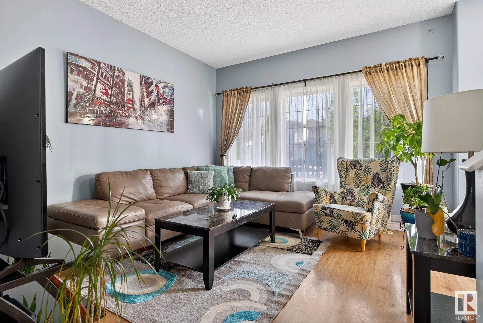 38 BIRCHGLEN Crescent