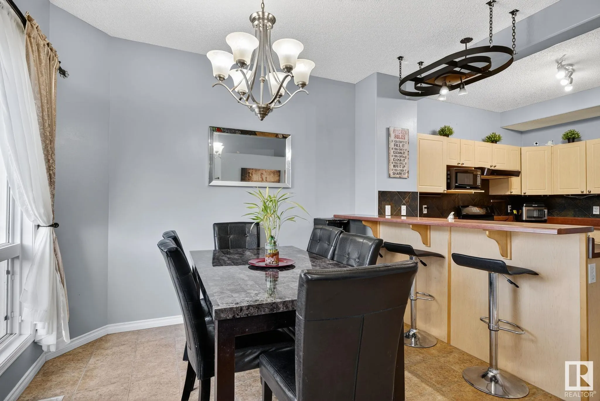 38 BIRCHGLEN Crescent