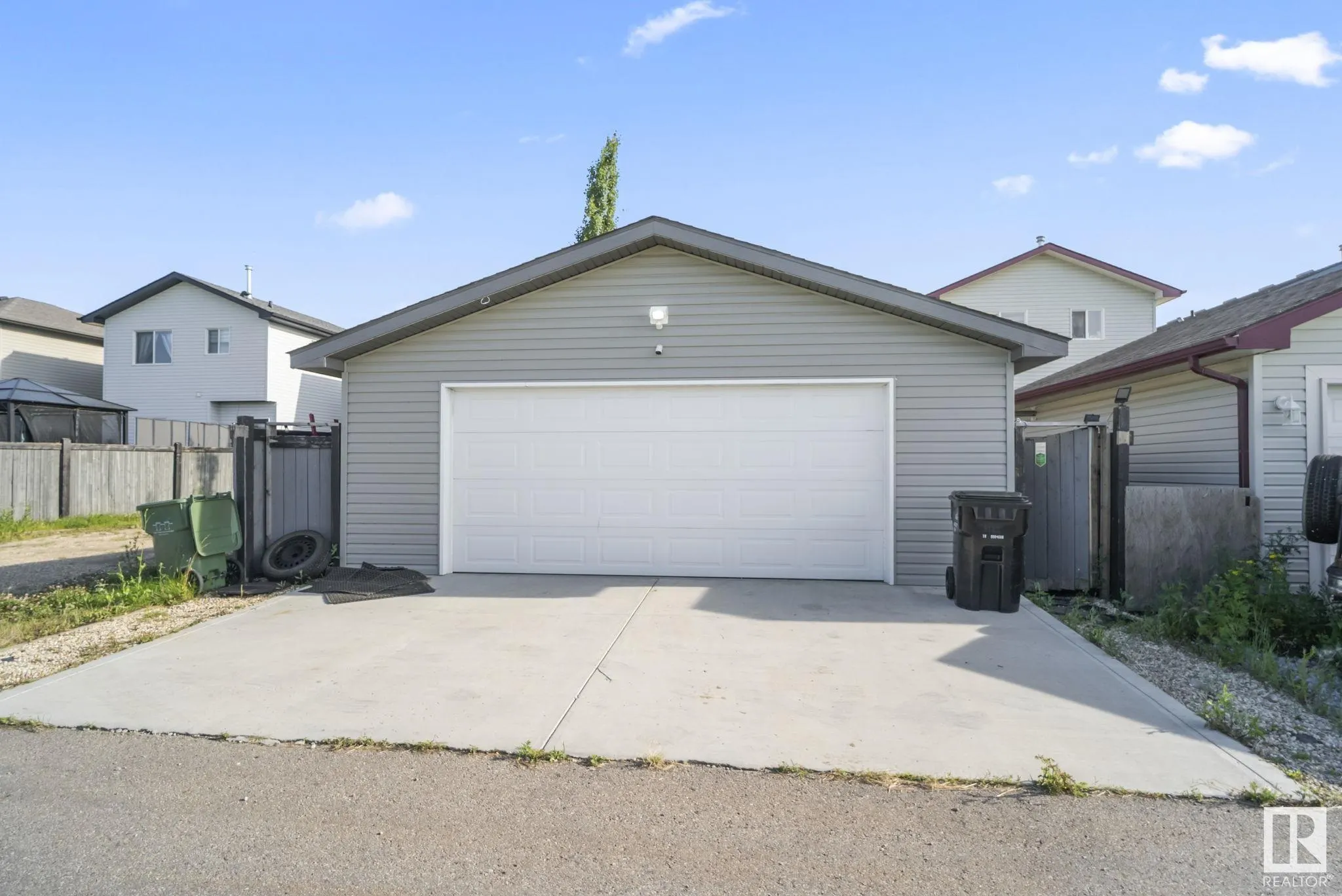 38 BIRCHGLEN Crescent