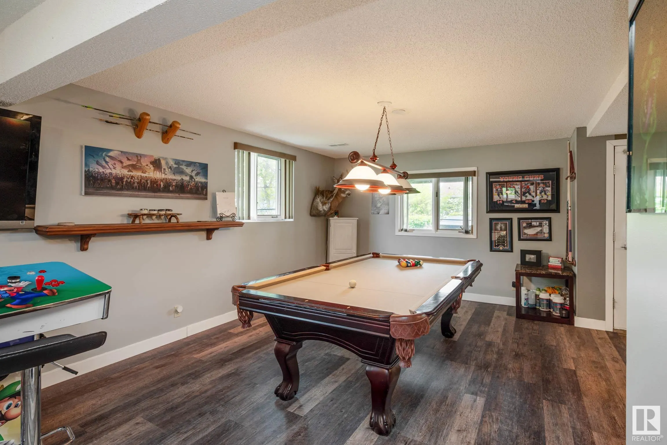7 FIELDSTONE Cove