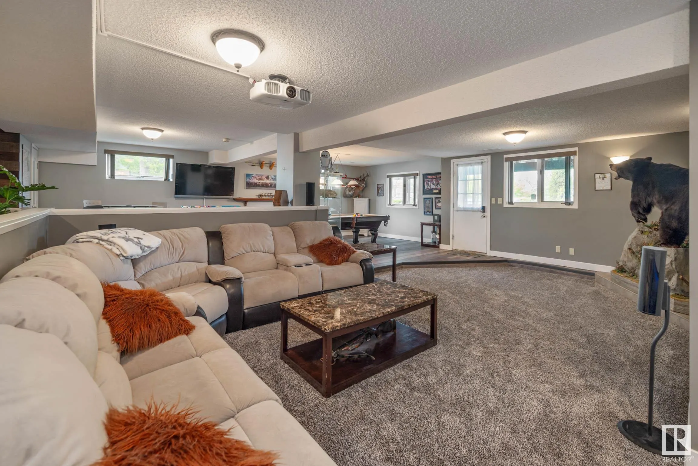 7 FIELDSTONE Cove