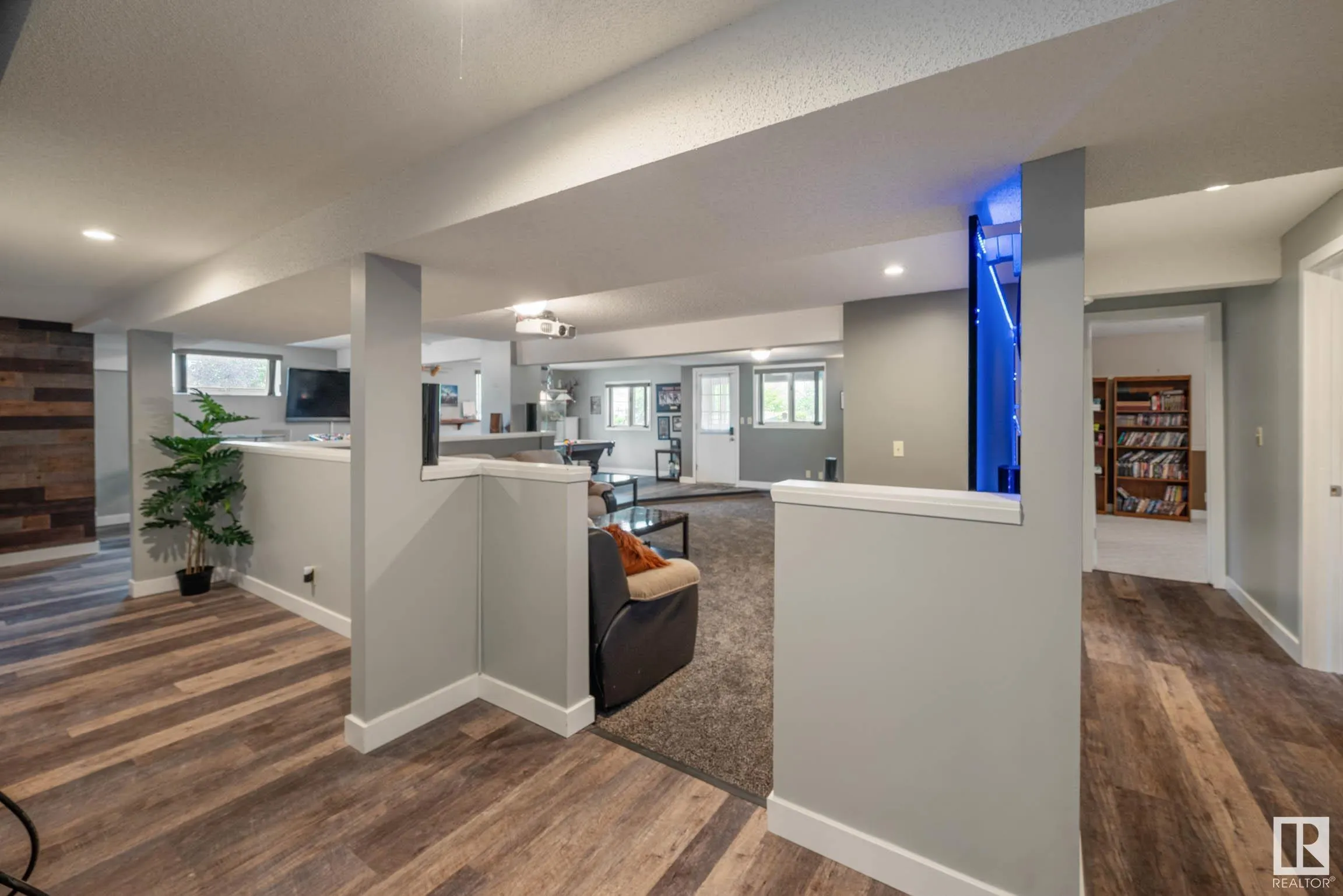 7 FIELDSTONE Cove