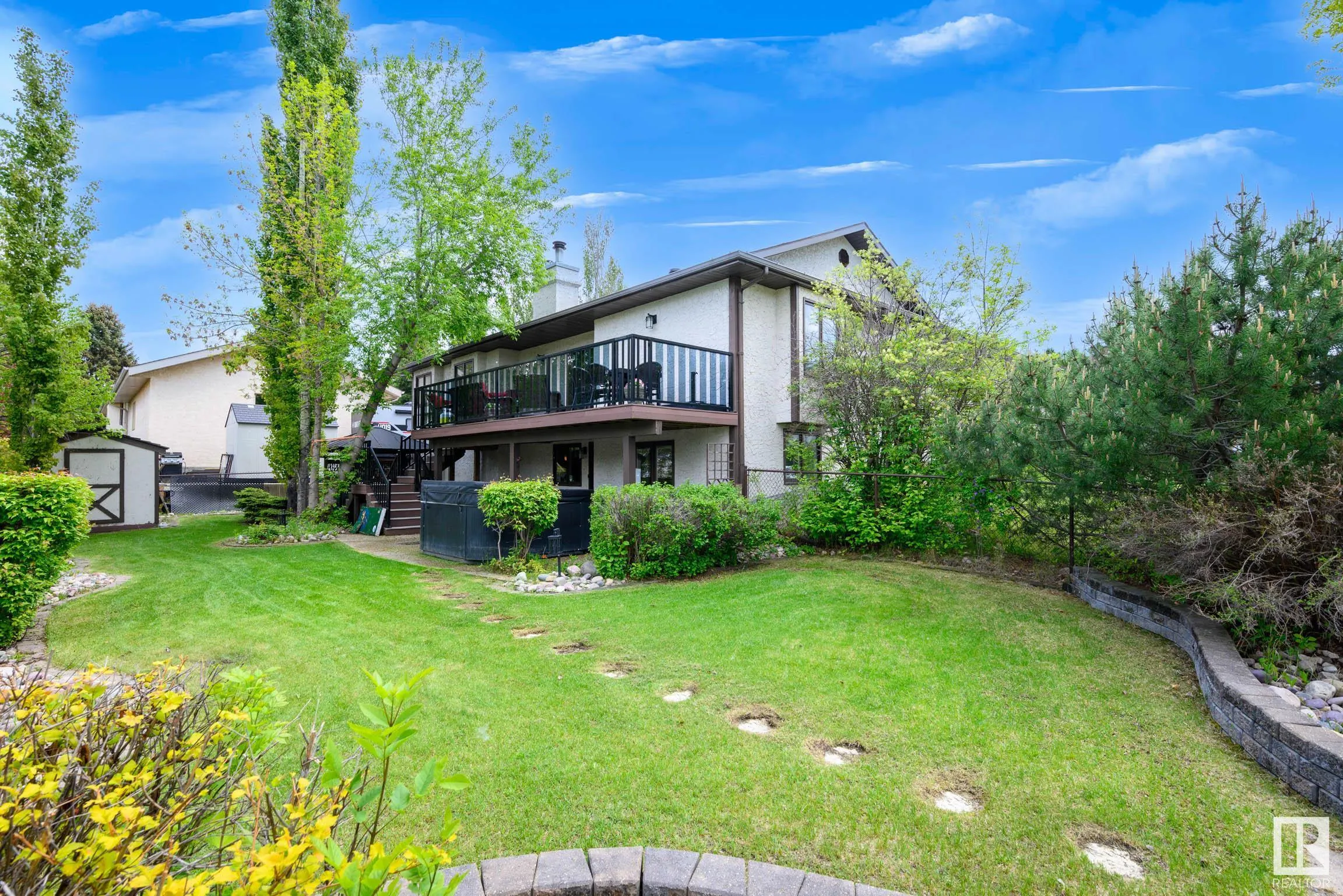 7 FIELDSTONE Cove