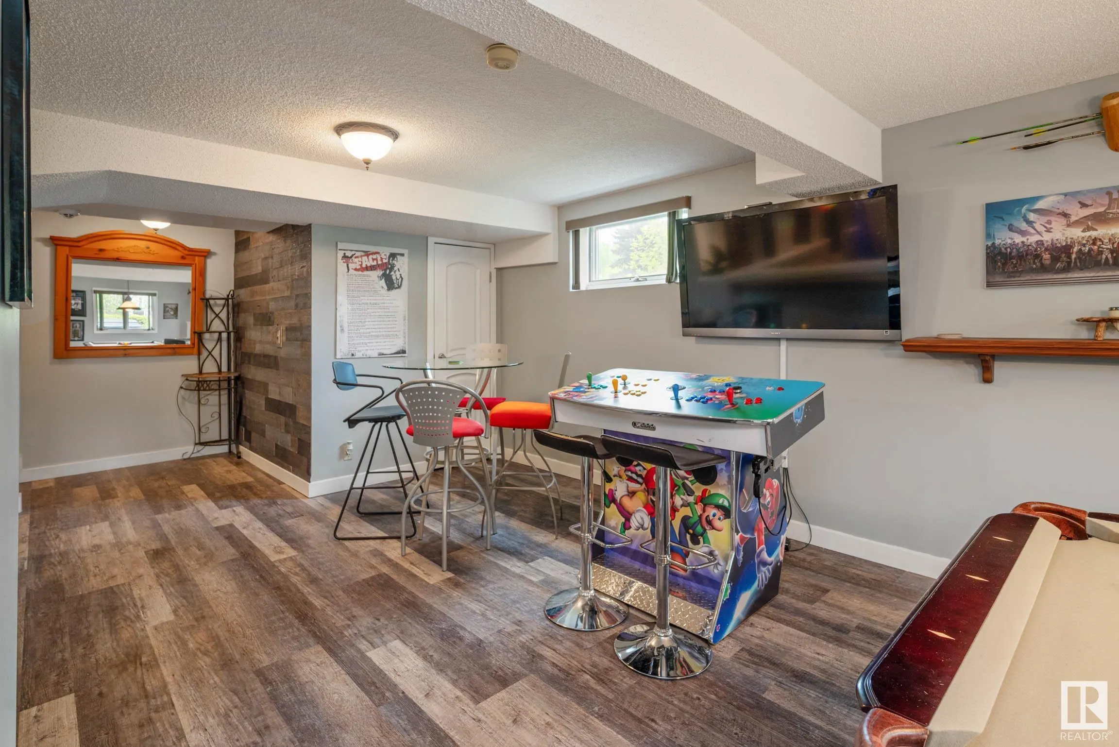 7 FIELDSTONE Cove
