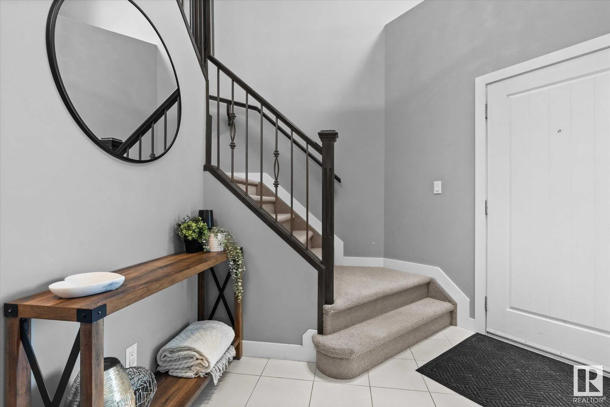 78 WOODHILL Lane