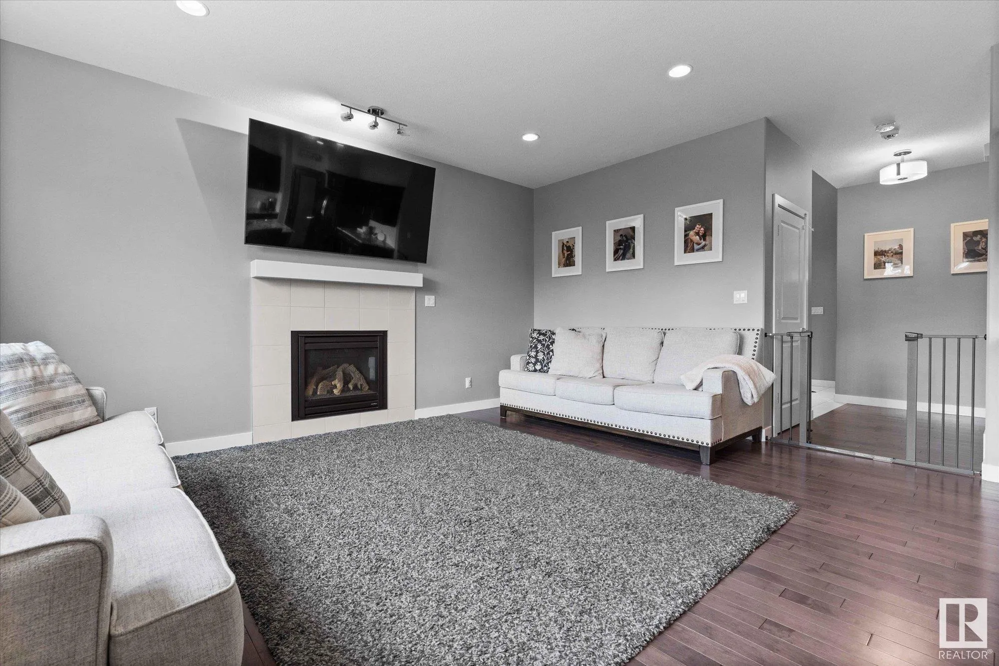 78 WOODHILL Lane