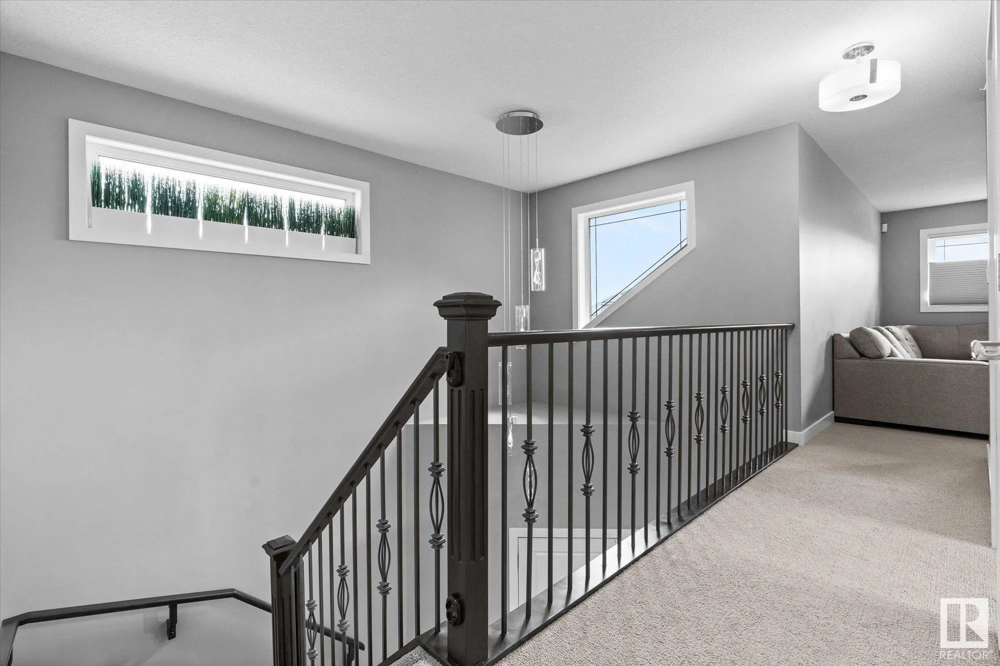 78 WOODHILL Lane