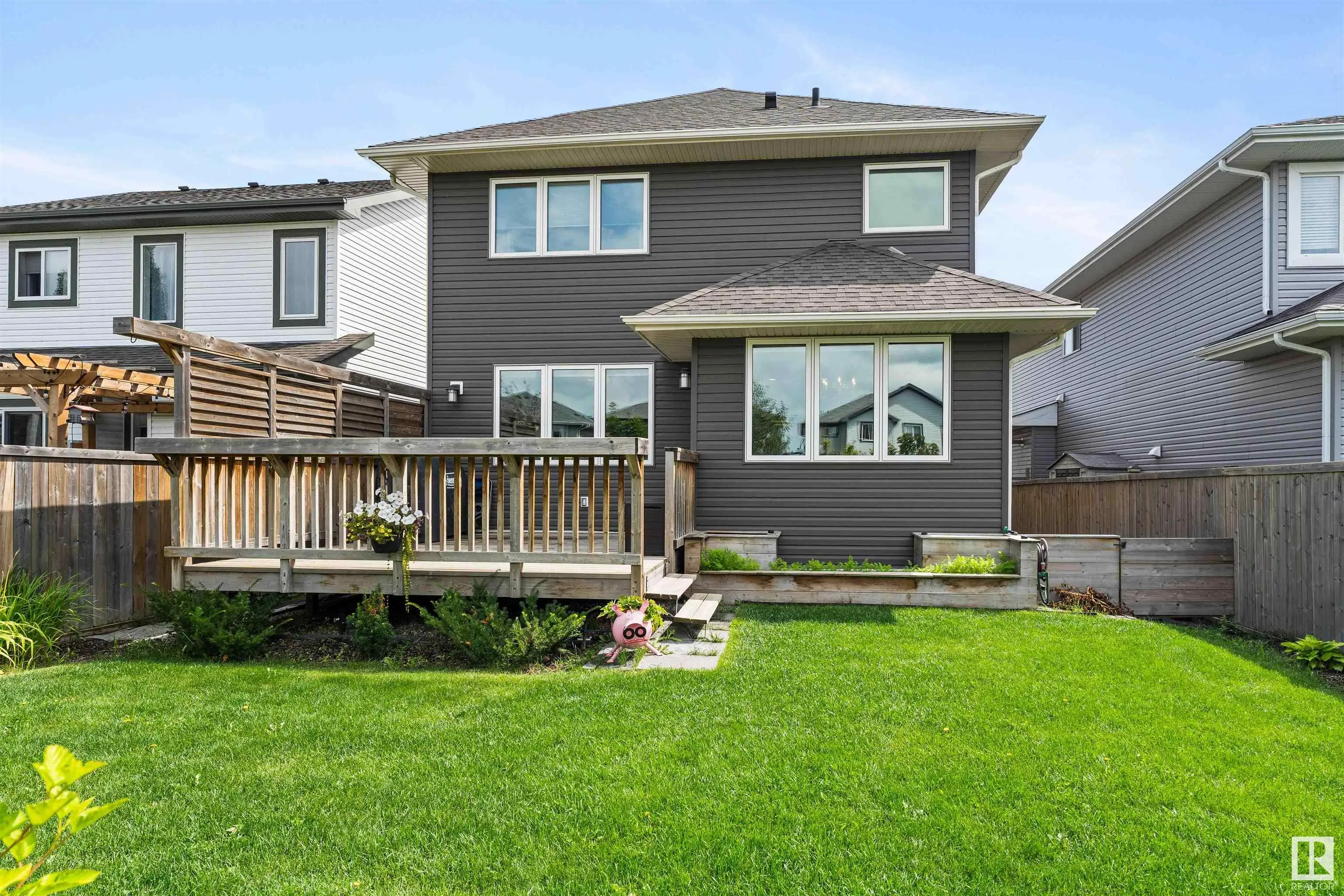 78 WOODHILL Lane