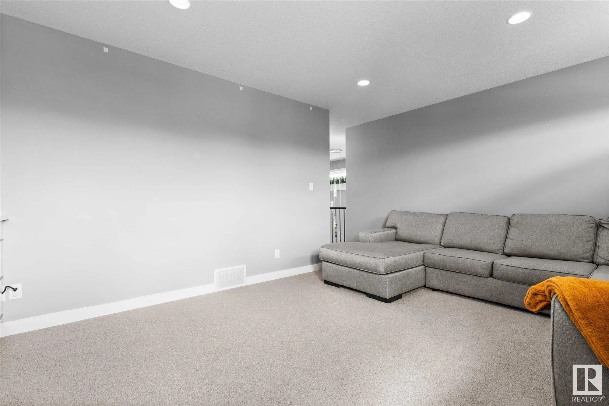 78 WOODHILL Lane