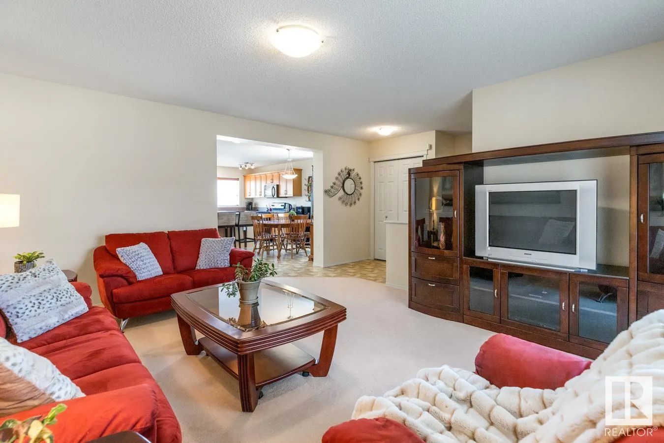 135 SUMMERTON Crescent