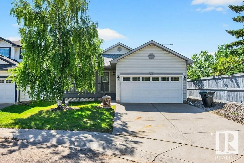 124 FOXHAVEN Court