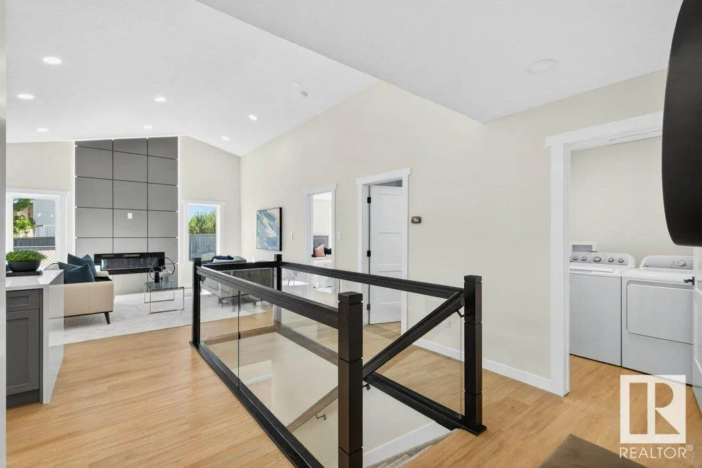 124 FOXHAVEN Court
