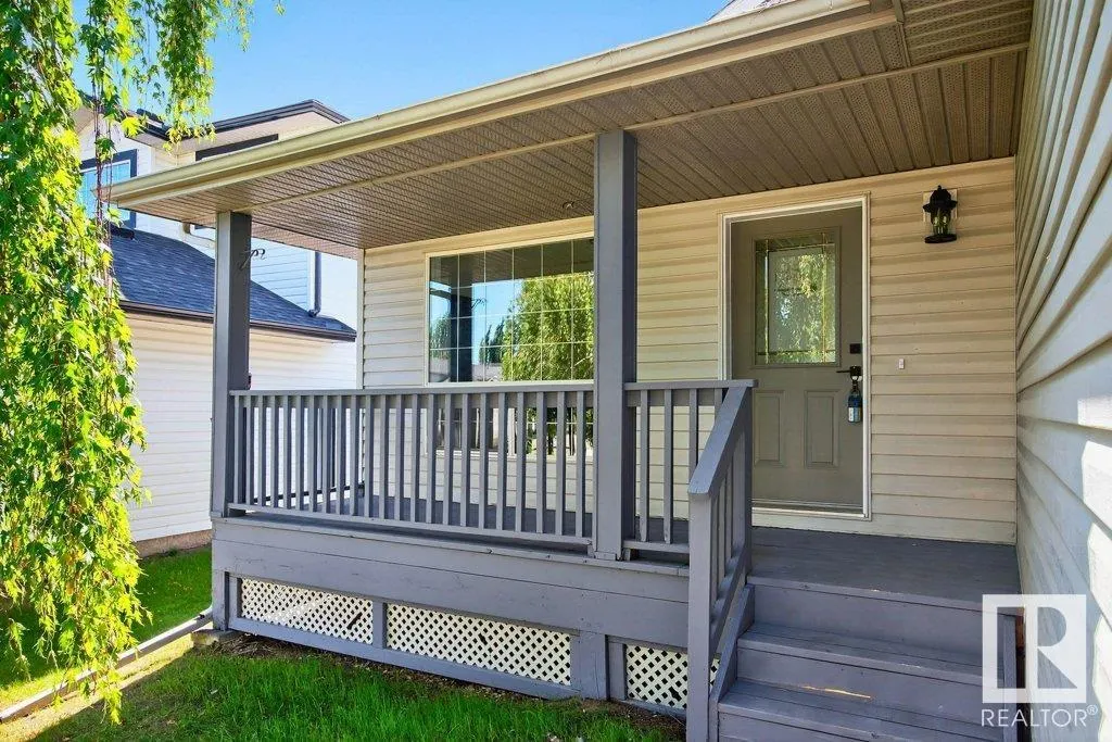 124 FOXHAVEN Court