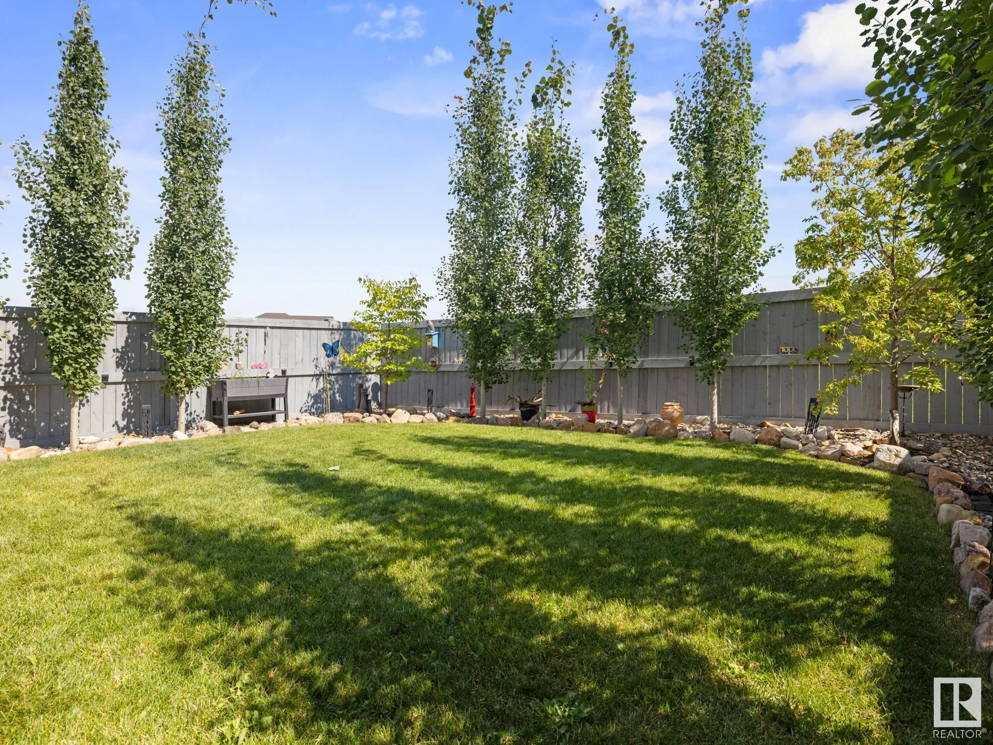 274 SILVERSTONE Crescent