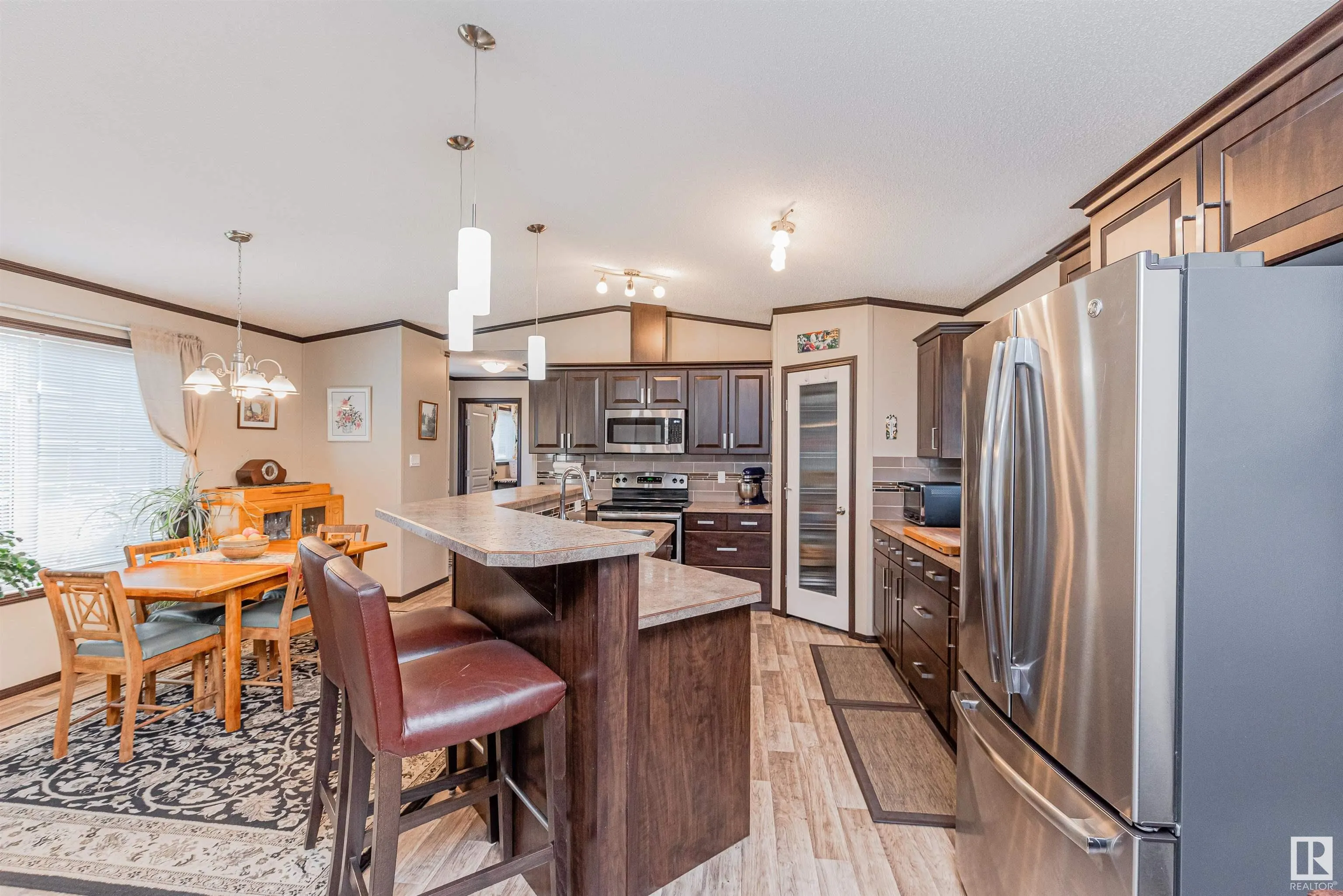 13 Laurel Drive