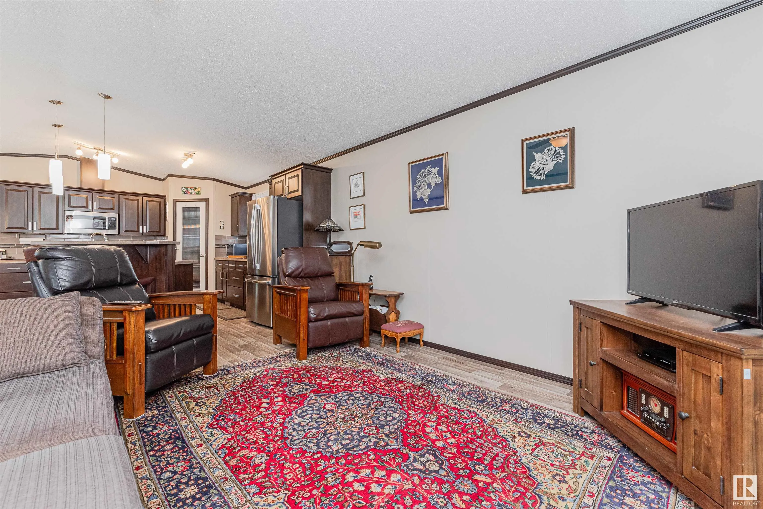 13 Laurel Drive
