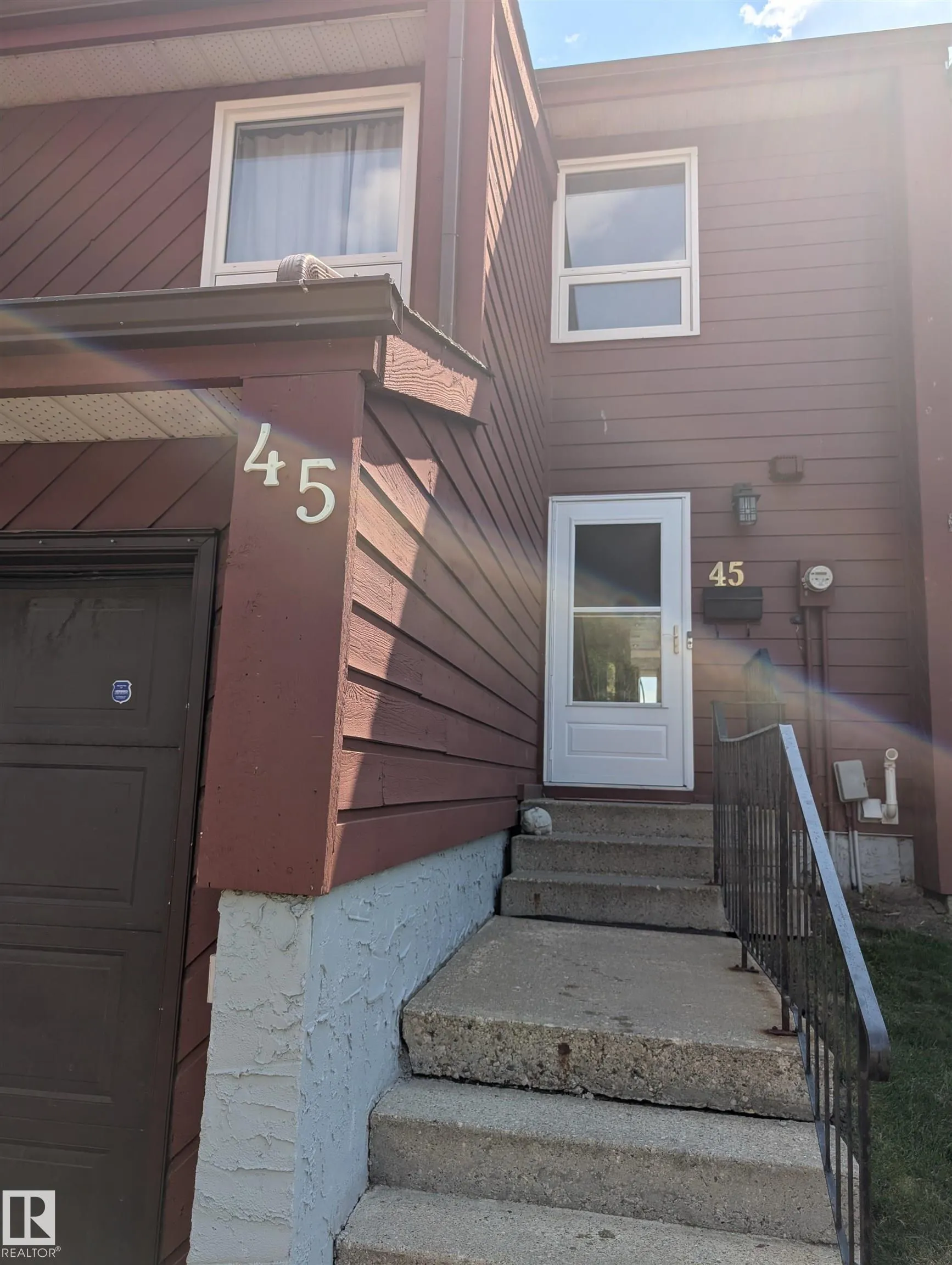 45 LORELEI Close