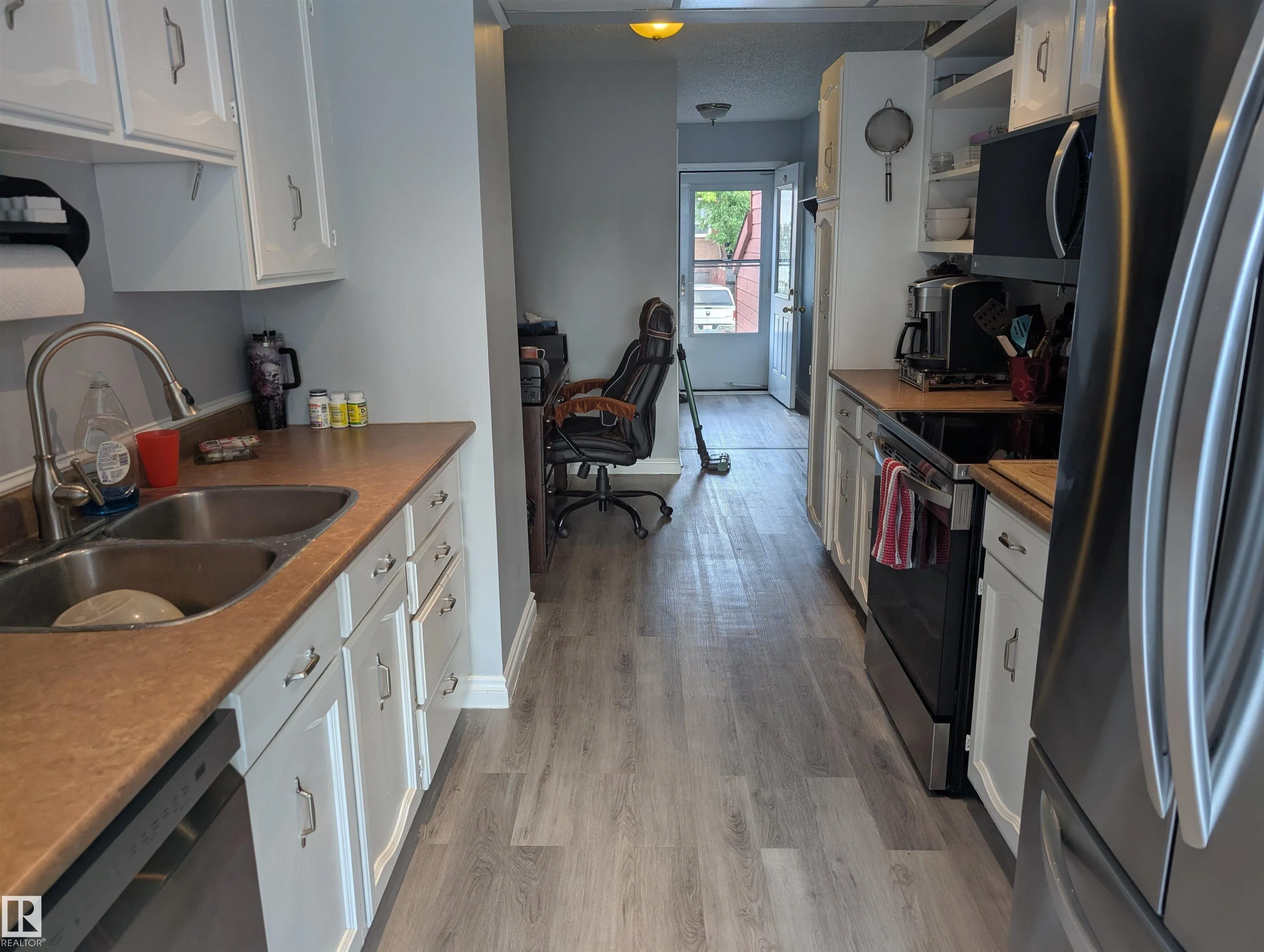 45 LORELEI Close
