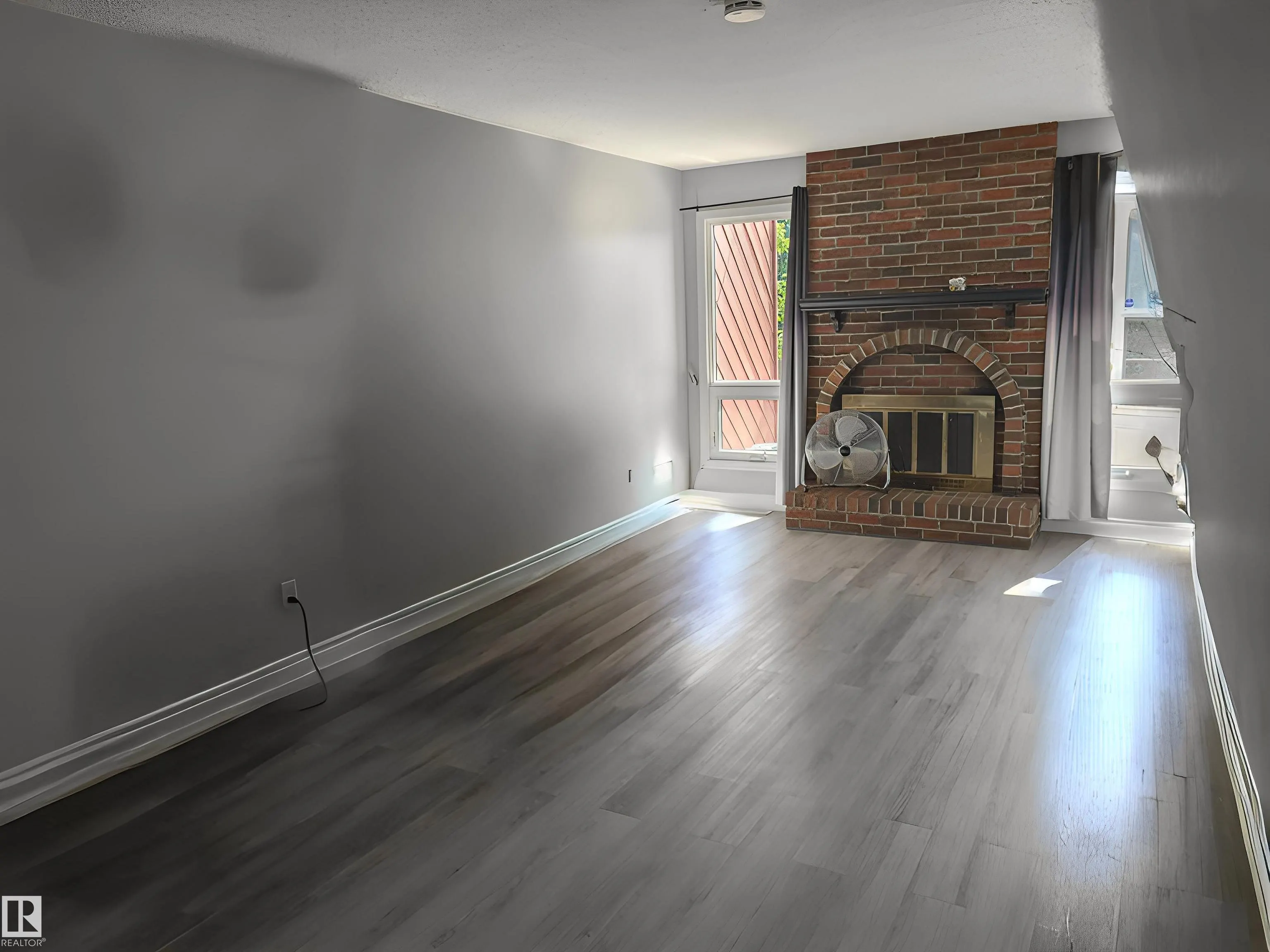 45 LORELEI Close