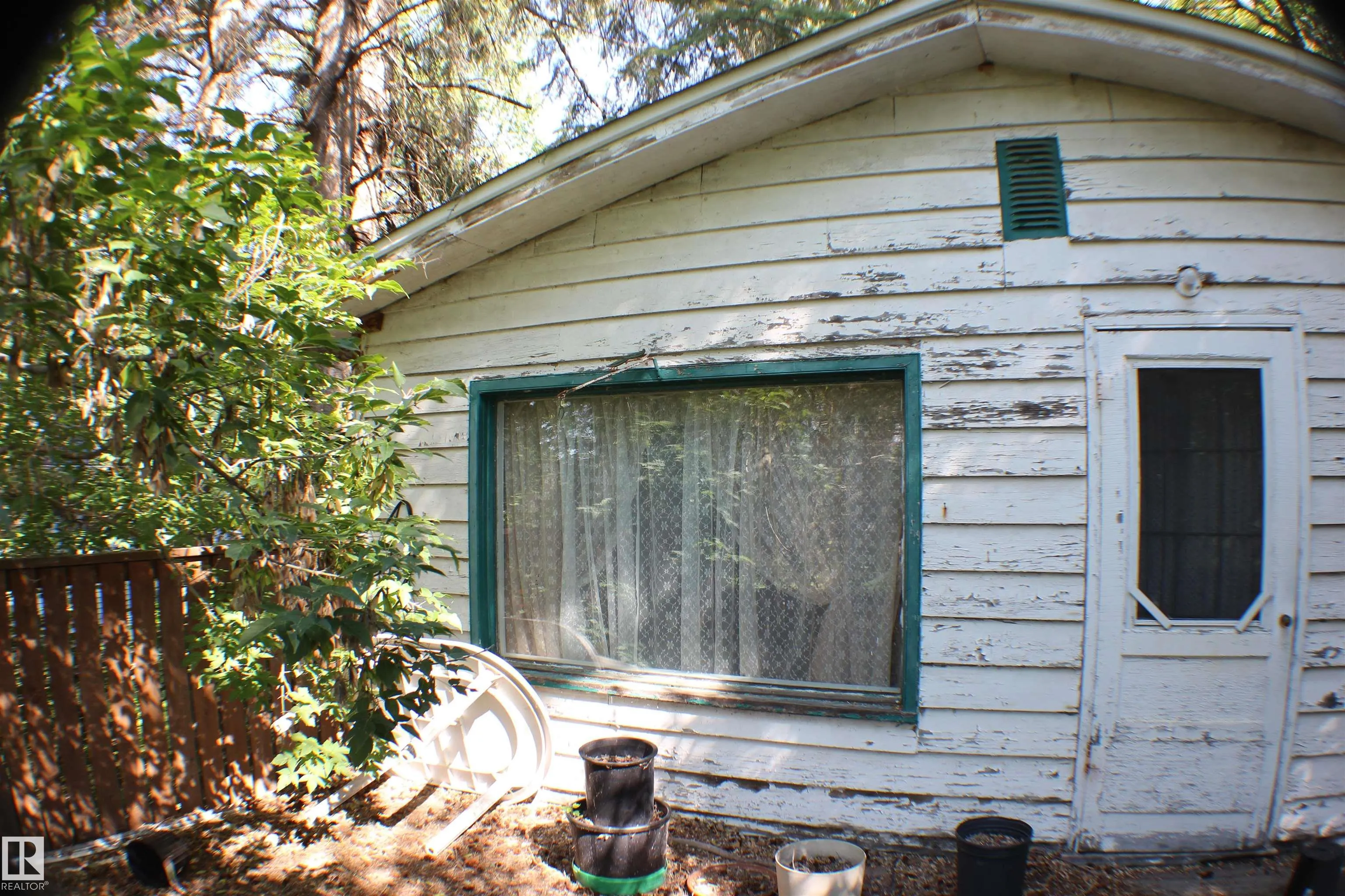 620 Lakeside Point(e)