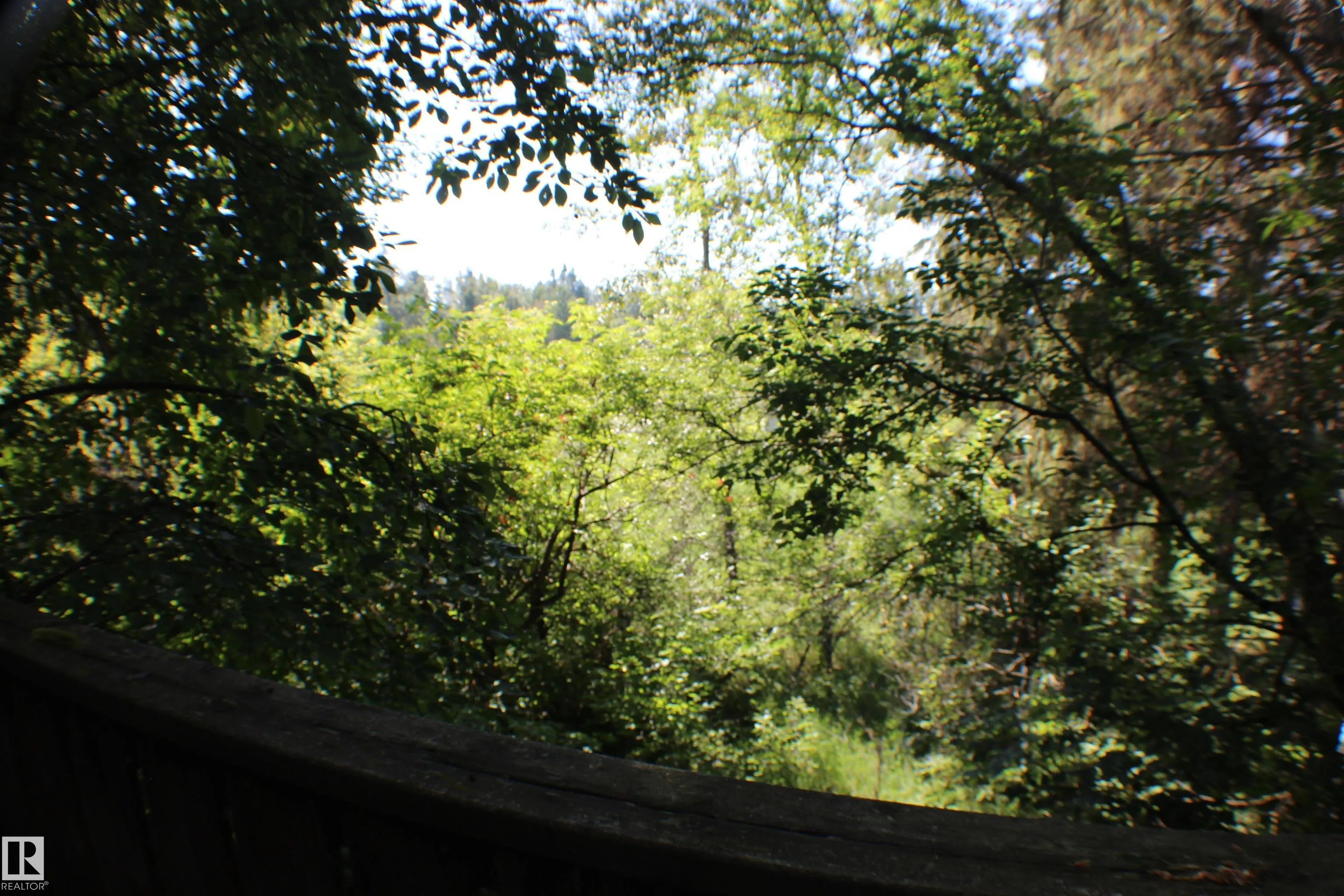 620 Lakeside Point(e)