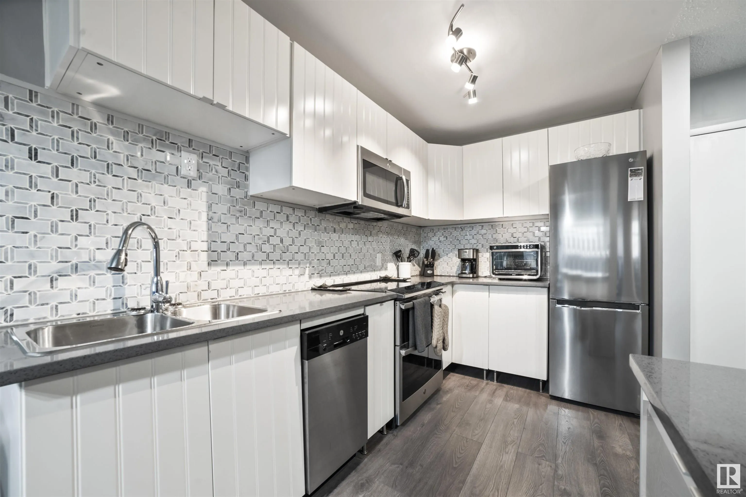 14908 26 Street
